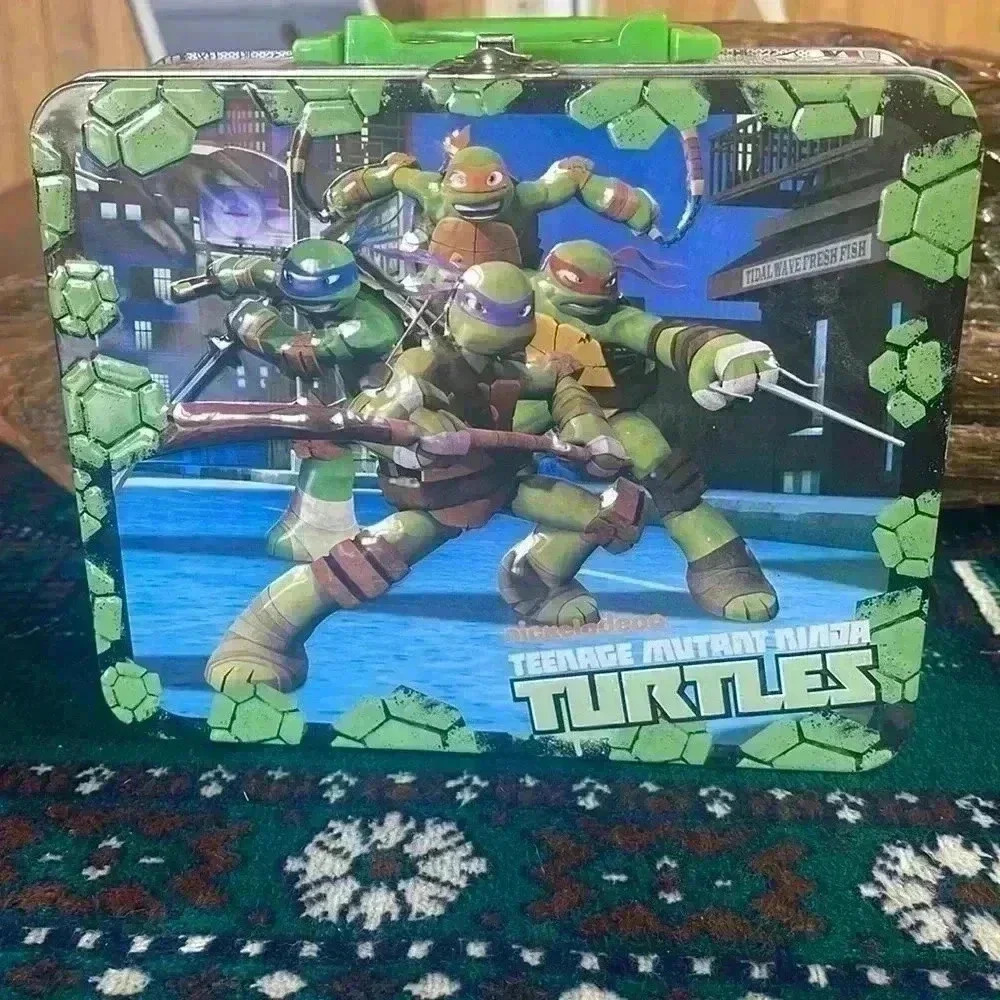 Nickelodeon teenage mutant ninja turtles lunchbox with puzzle
